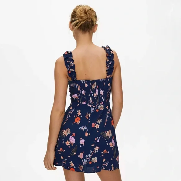 Sunday Best Flirt Ruffle Dress - Picture 2 of 10